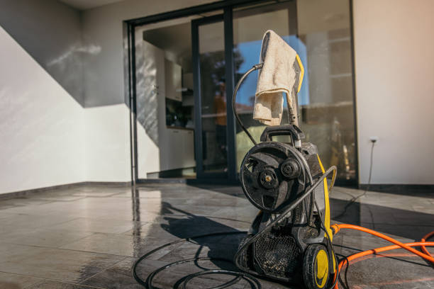 Best Pool Deck Cleaning  in Silver Bay, MN